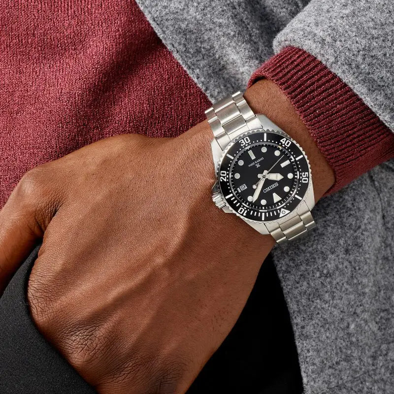 Seiko Seiko Prospex Solar Diver’s in Pure Black SNE597P1